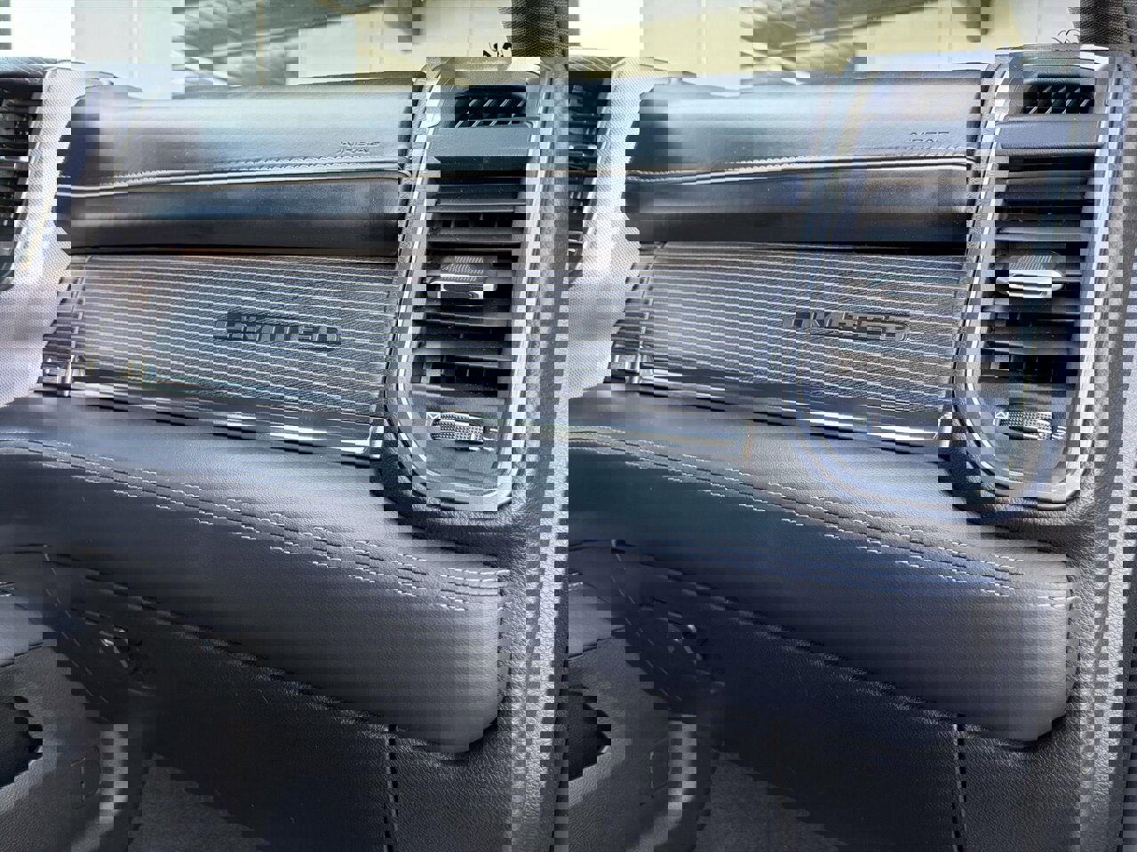 Used 2019 RAM 2500 Limited image 35