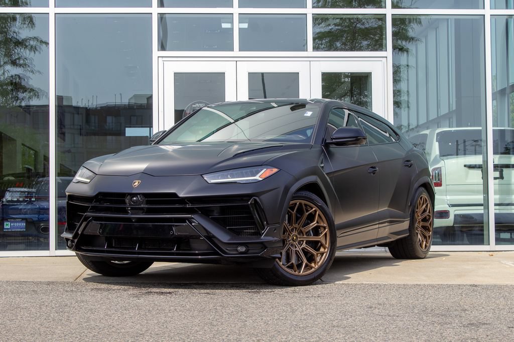 Used 2023 Lamborghini Urus S