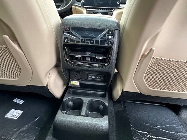 New 2026 Jeep Grand Cherokee L Limited AWD/4WD image 28