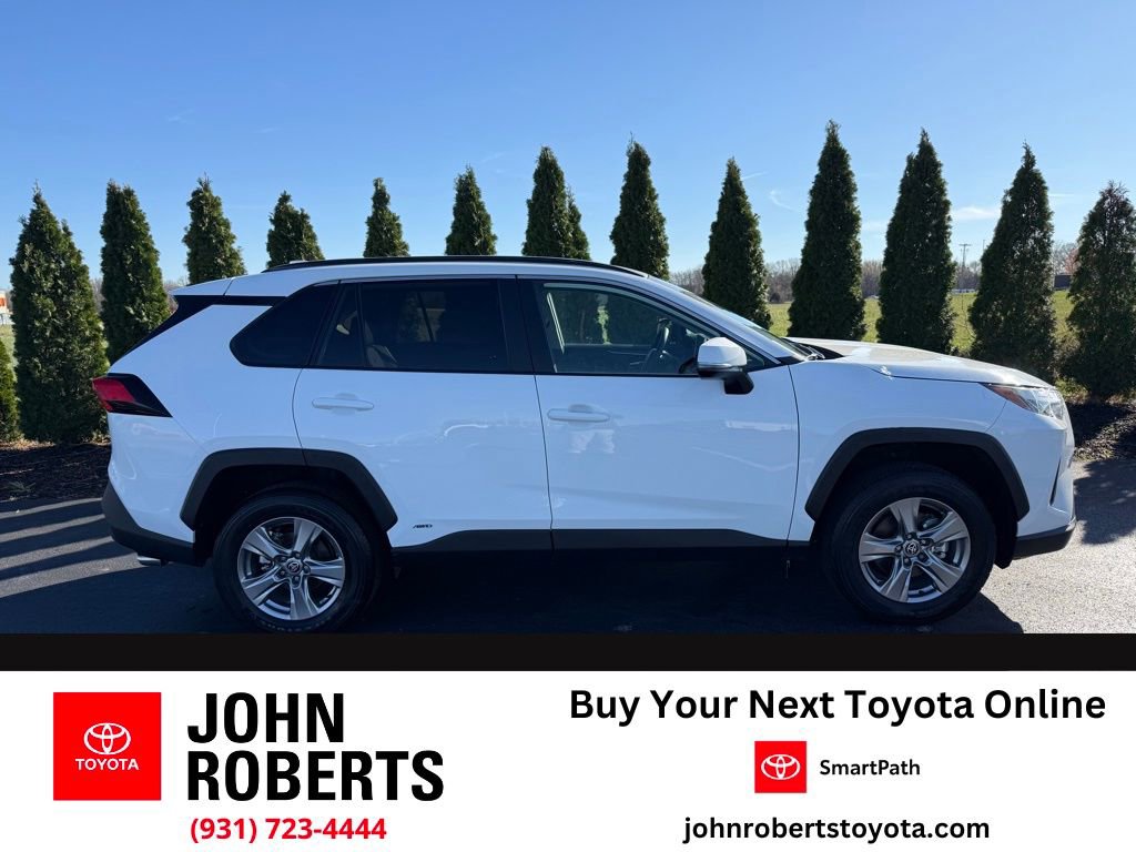 Certified 2025 Toyota RAV4 XLE AWD/4WD image 1