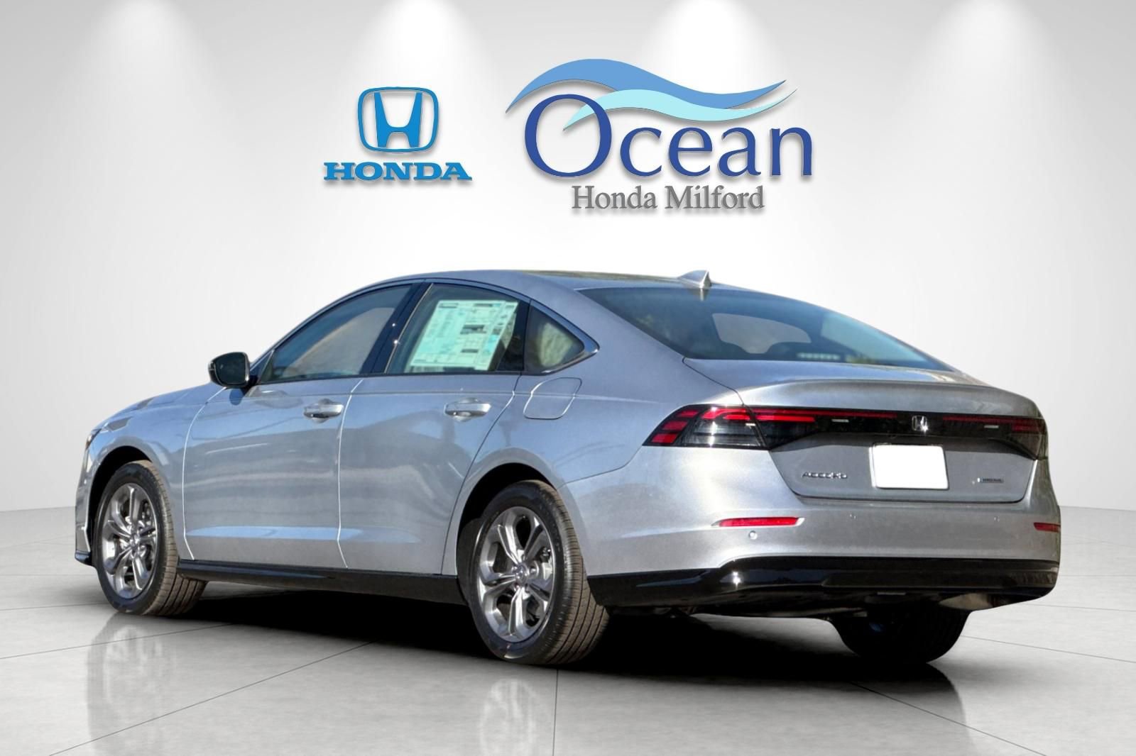 New 2026 Honda Accord EX-L image 3