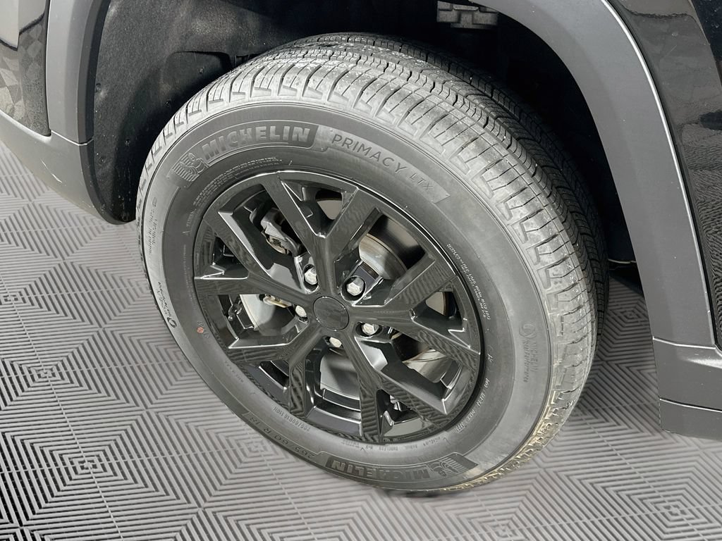 Certified 2024 Jeep Grand Cherokee Limited AWD/4WD image 41