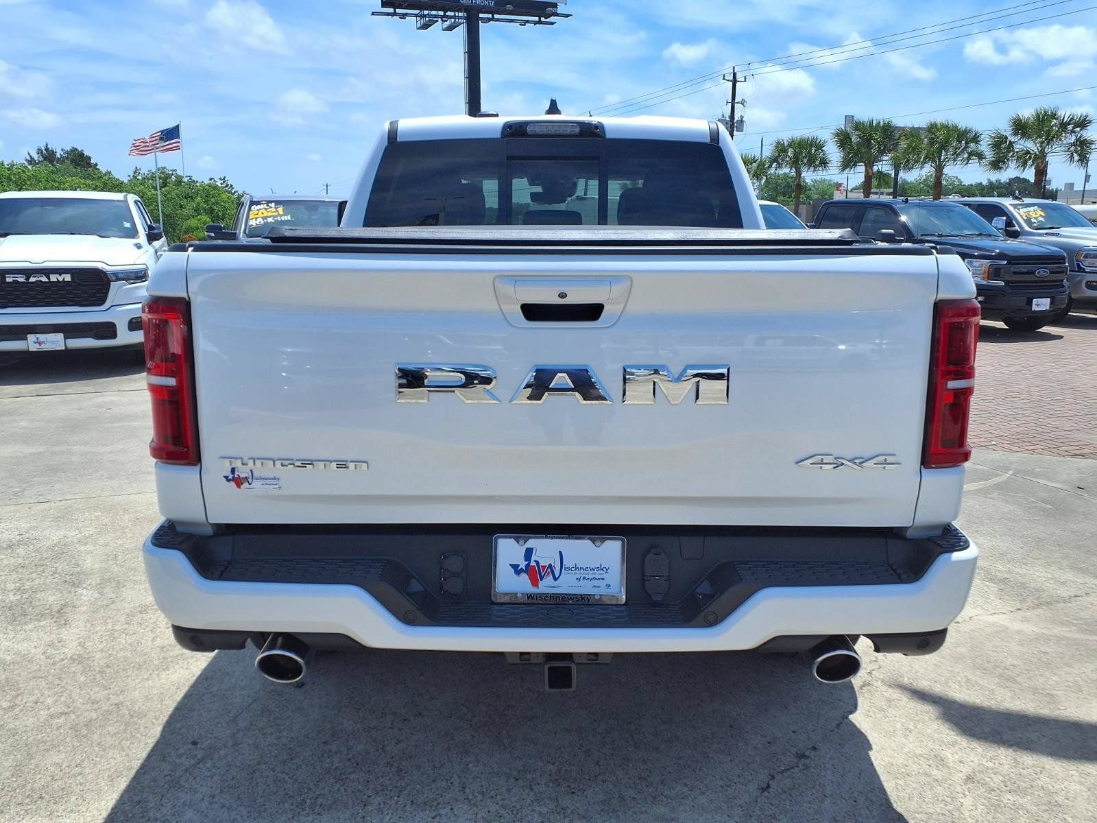 Used 2025 RAM 1500 Tungsten w/ Towing Technology Group AWD/4WD image 6