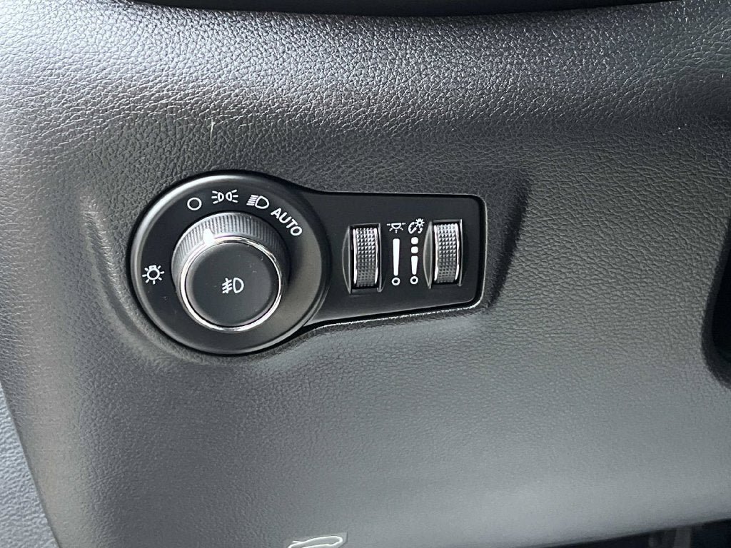 Used 2024 Jeep Compass Limited AWD/4WD image 29