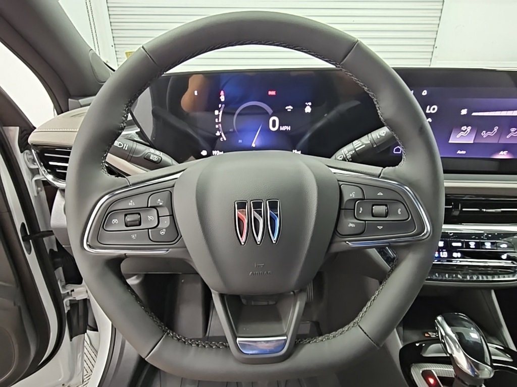 New 2025 Buick Envista Avenir image 23