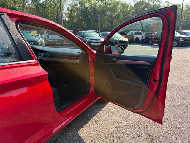 Used 2019 Volkswagen Jetta S w/ Driver Assistance Package image 27