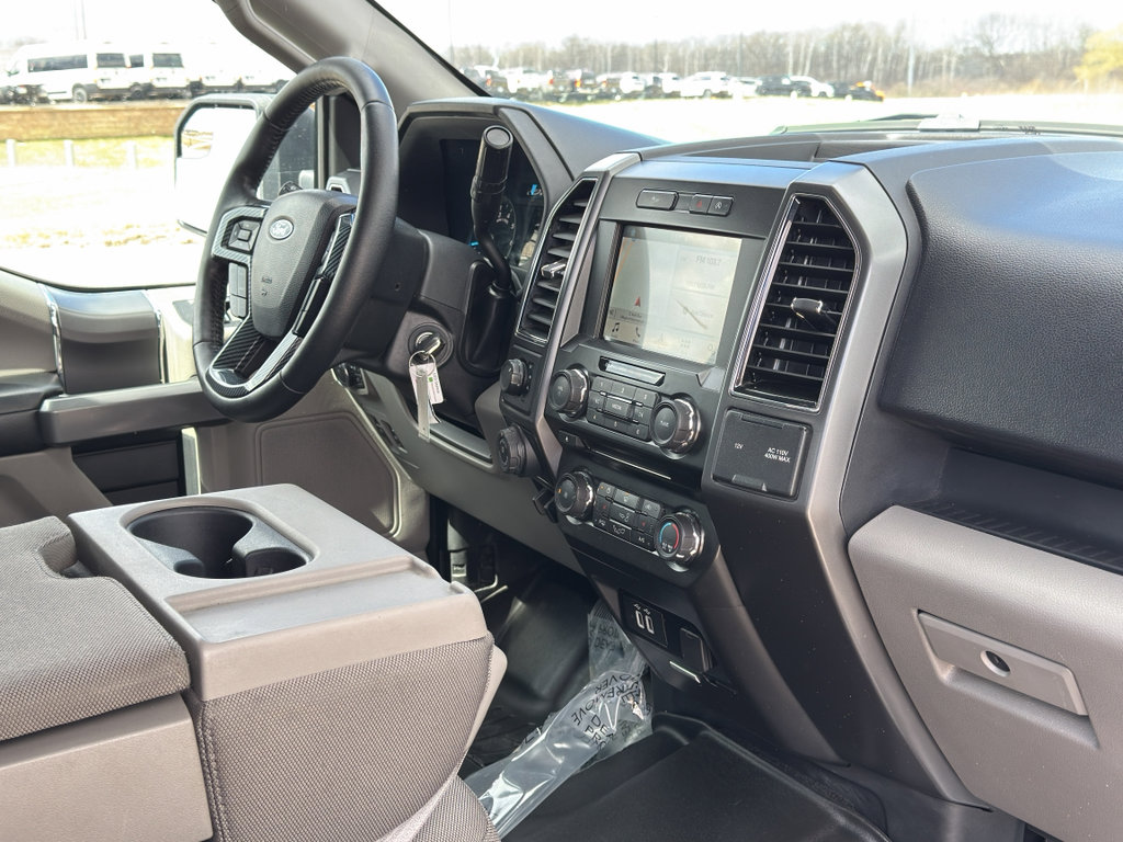 Used 2018 Ford F150 XLT w/ Equipment Group 302A Luxury image 28