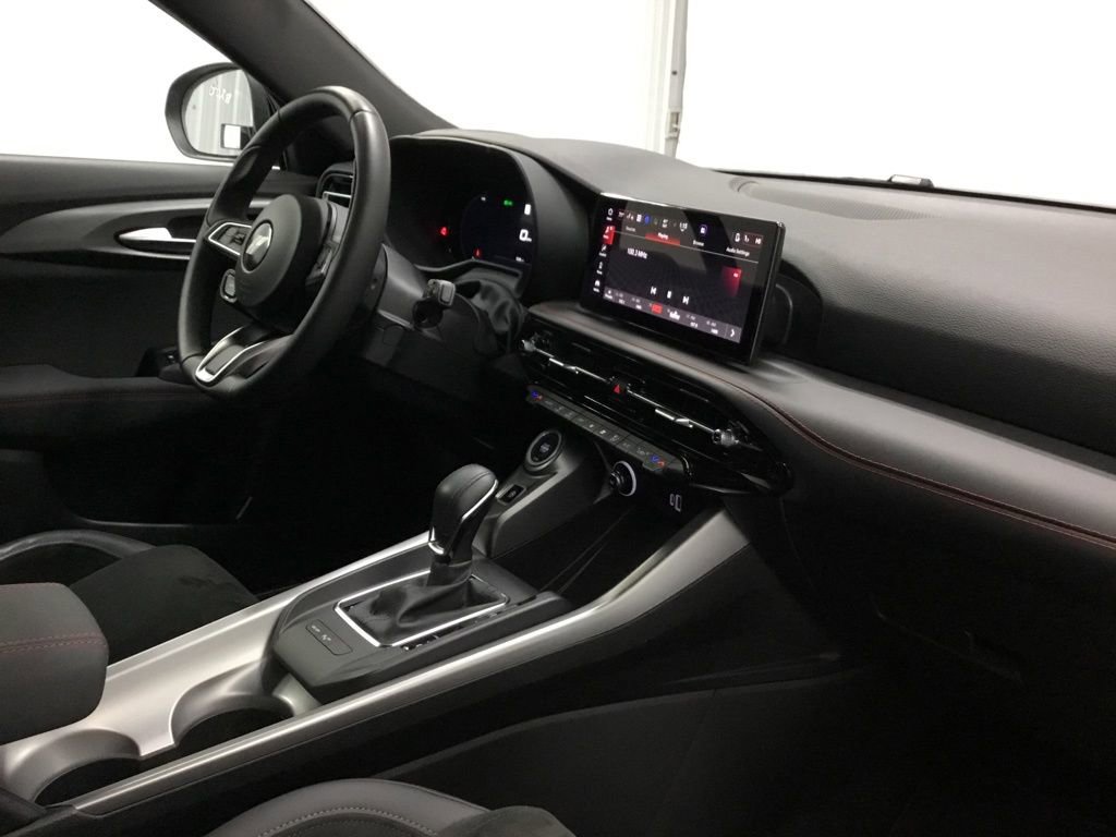 Used 2024 Dodge Hornet GT w/ Track Pack image 23