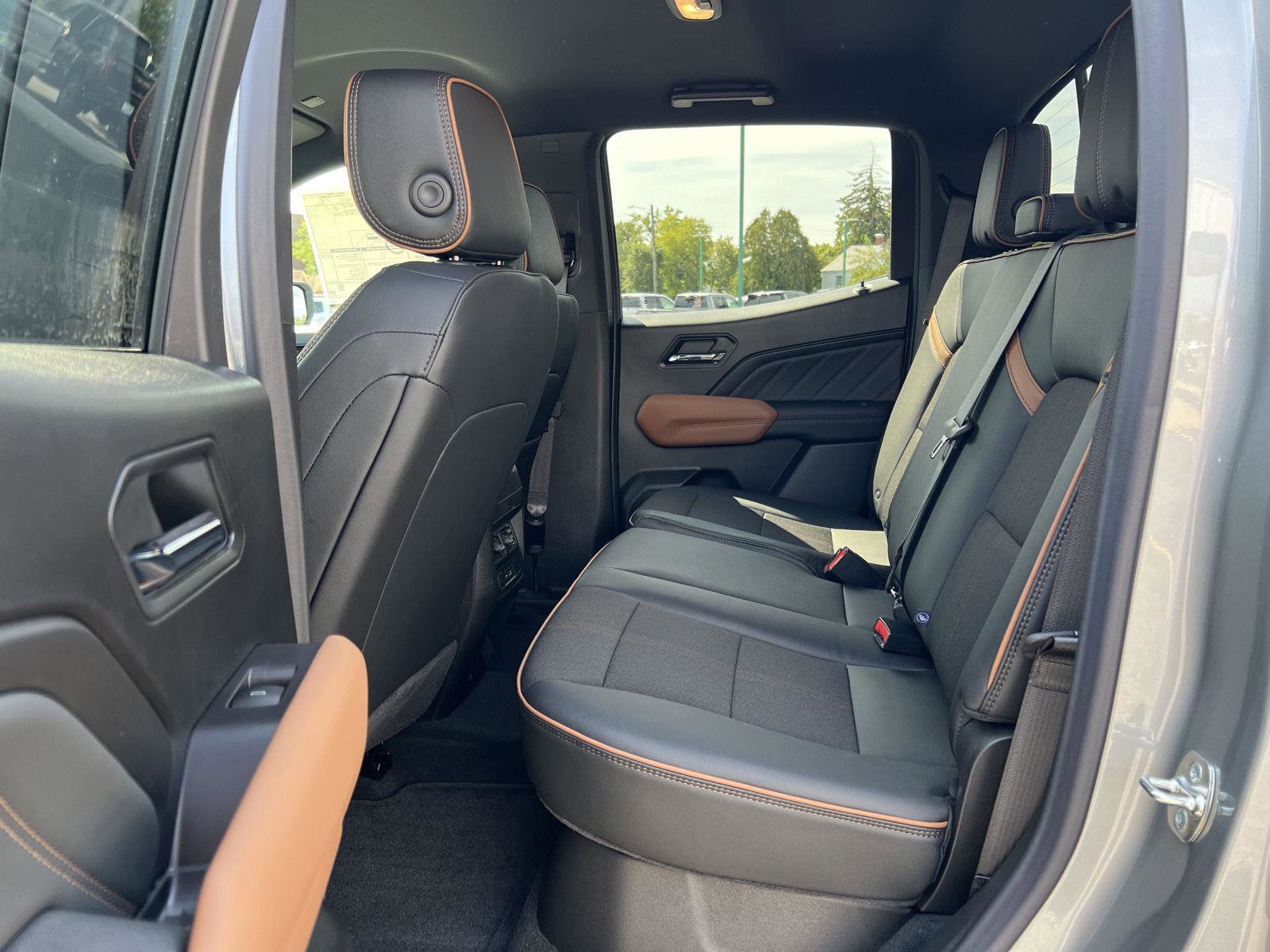 New 2026 GMC Canyon AT4 image 34