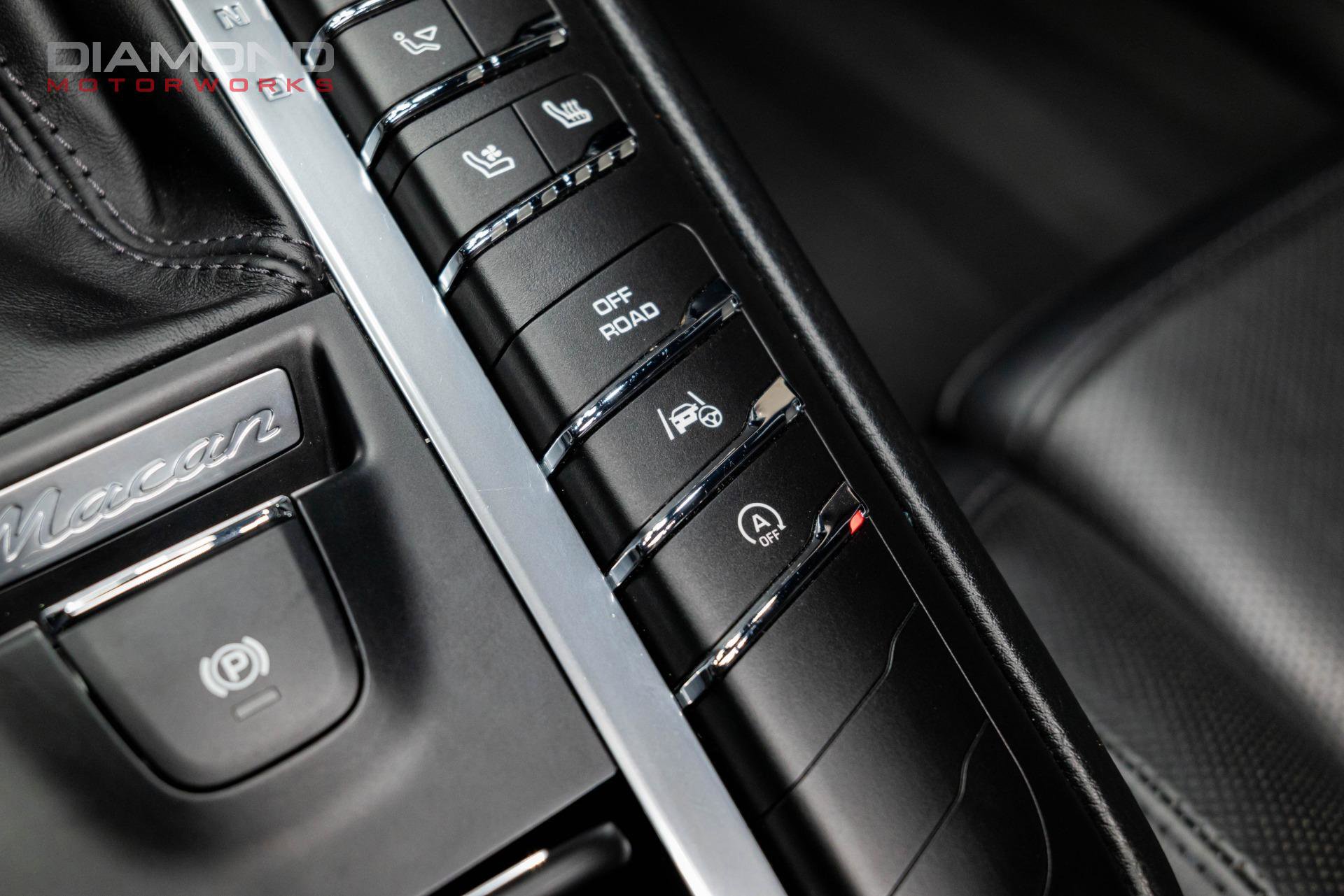 Used 2018 Porsche Macan Turbo image 85