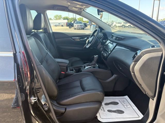 Used 2022 Nissan Rogue Sport SL AWD/4WD image 27