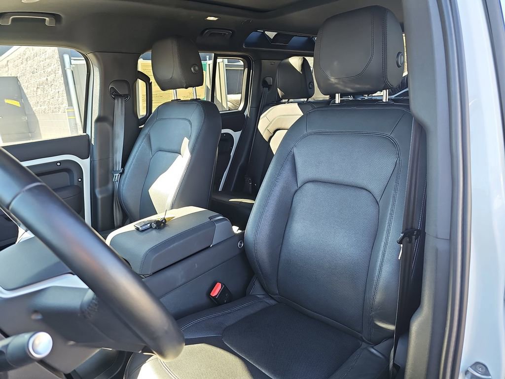 Used 2023 Land Rover Defender 110 S image 20