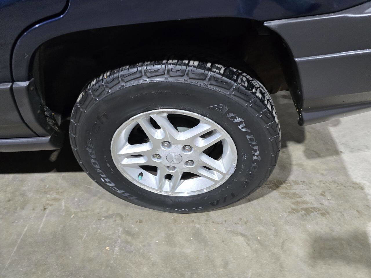 Used 2004 Jeep Grand Cherokee Laredo w/ Convenience Group image 21