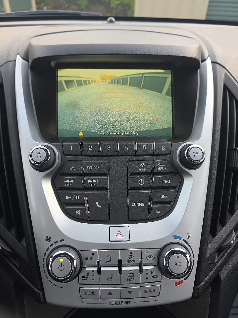 Used 2017 Chevrolet Equinox LT w/ Midnight Edition FWD image 22
