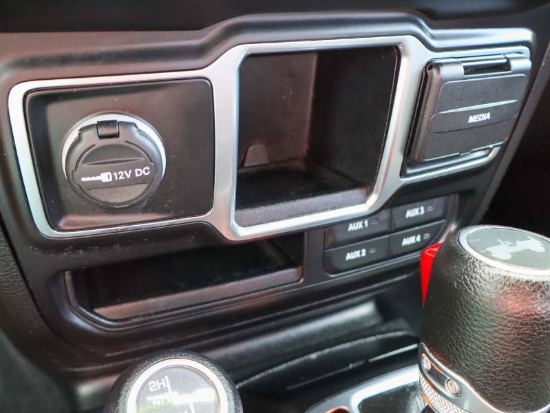Used 2020 Jeep Wrangler Sport AWD/4WD image 16