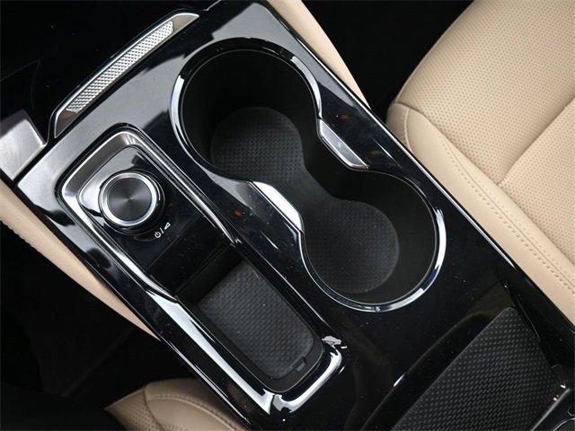 Used 2025 Buick Envision Preferred image 9