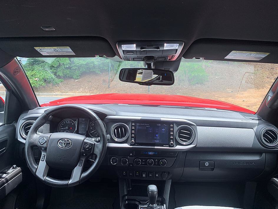 Certified 2022 Toyota Tacoma TRD Off-Road w/ Technology Package AWD/4WD image 17