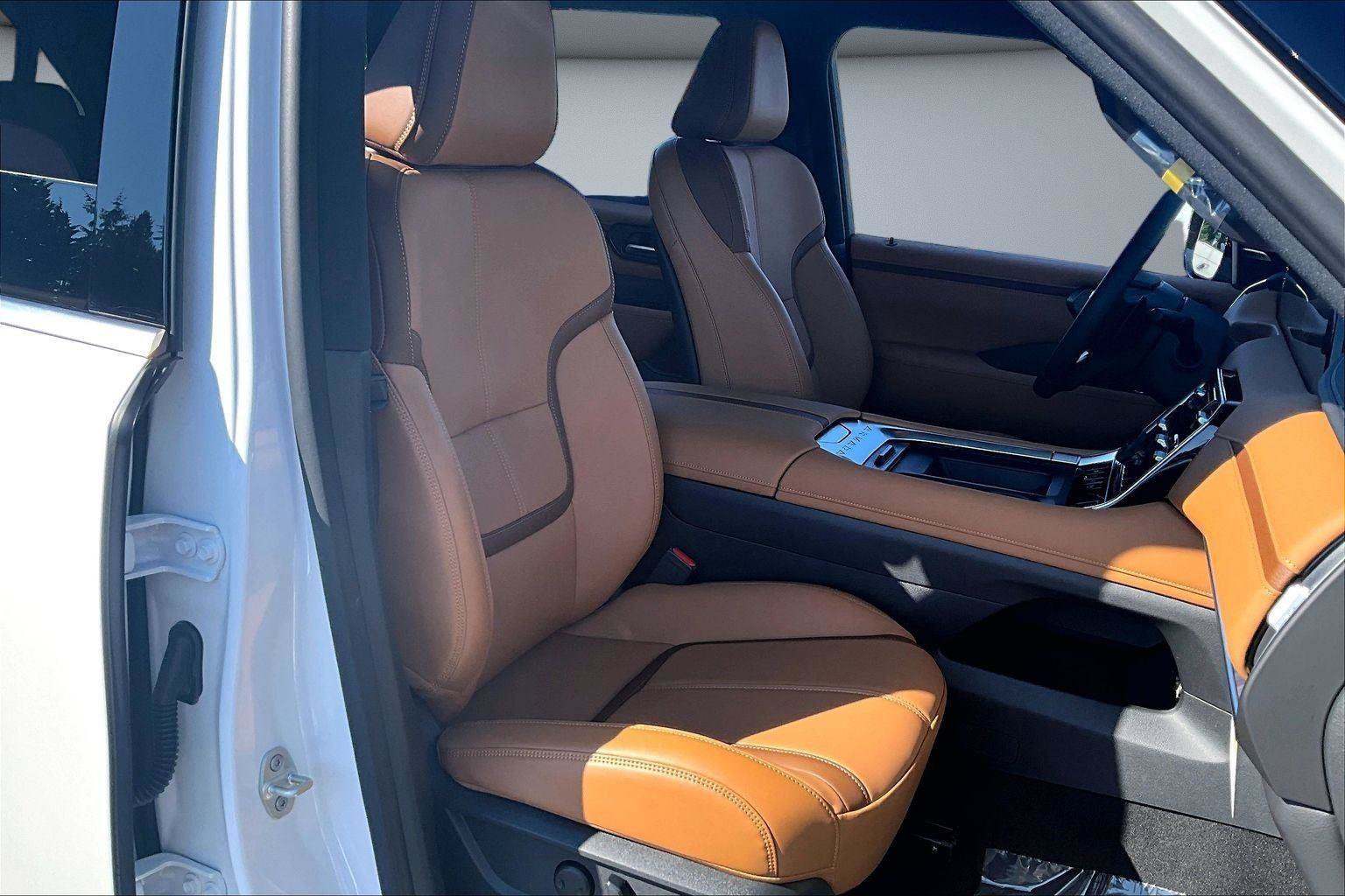New 2026 Nissan Armada SL w/ Captain's Chari Seat Package AWD/4WD image 12