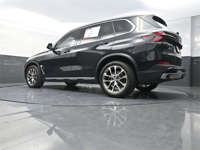 Used 2024 BMW X5 xDrive40i w/ Premium Package image 31