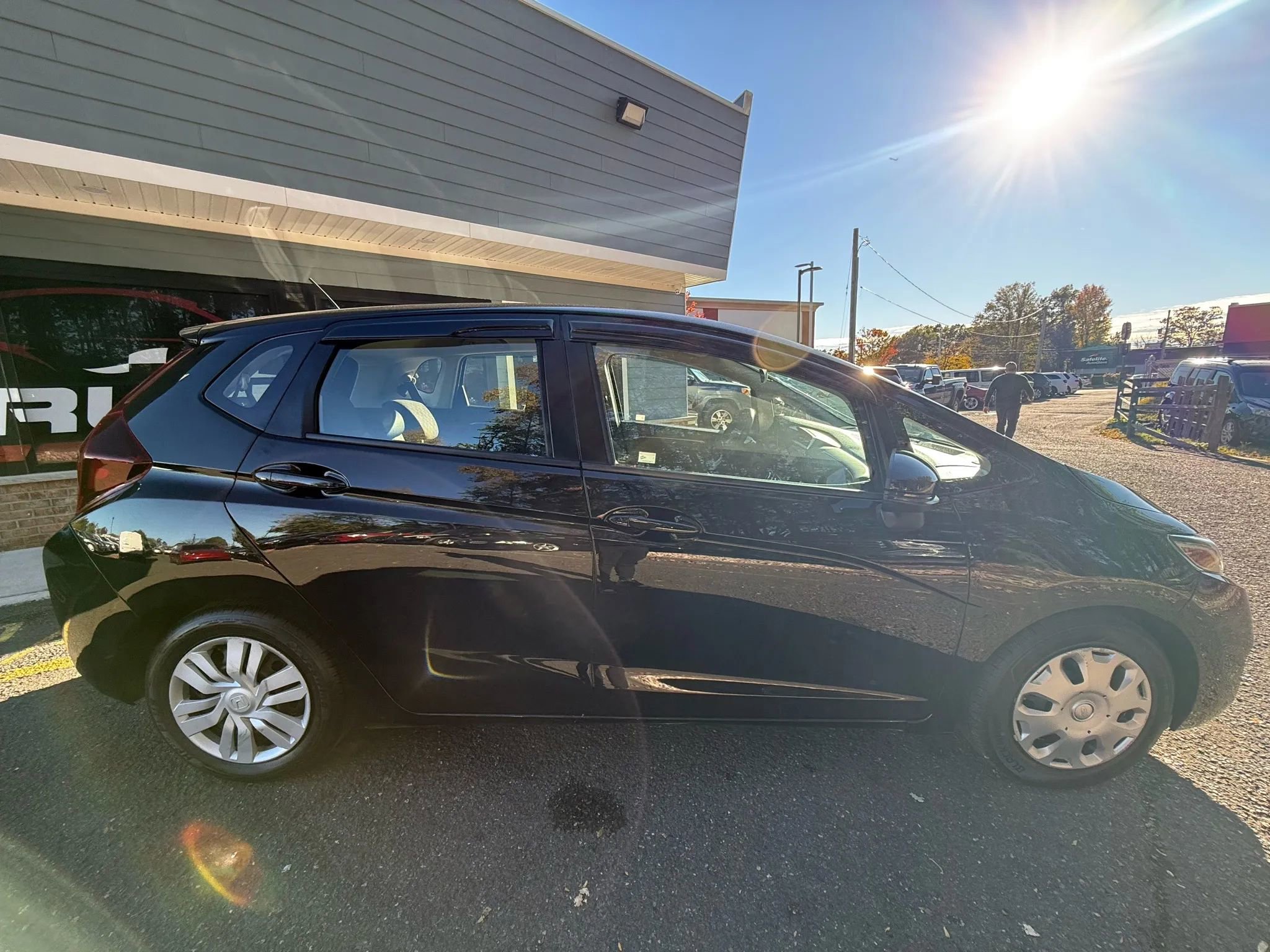 Used 2016 Honda Fit LX image 7