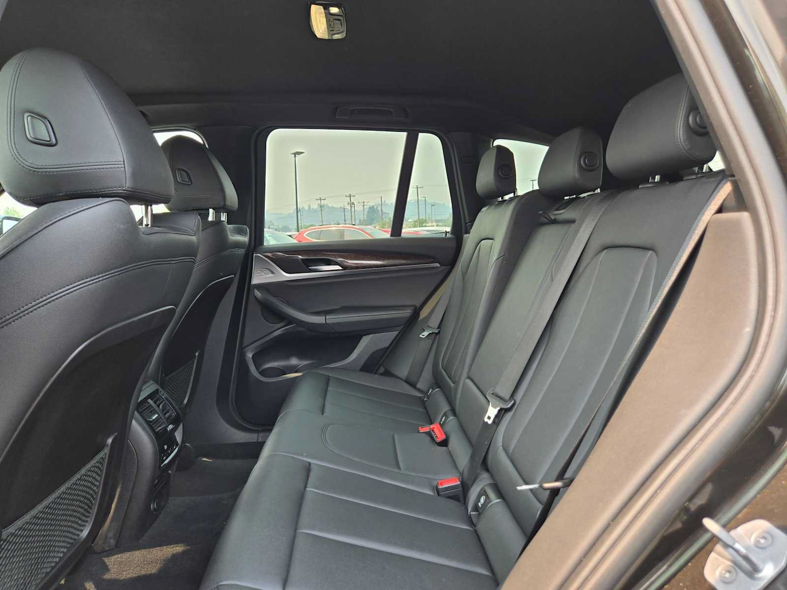 Used 2019 BMW X3 xDrive30i w/ Driving Assistance Package AWD/4WD image 18