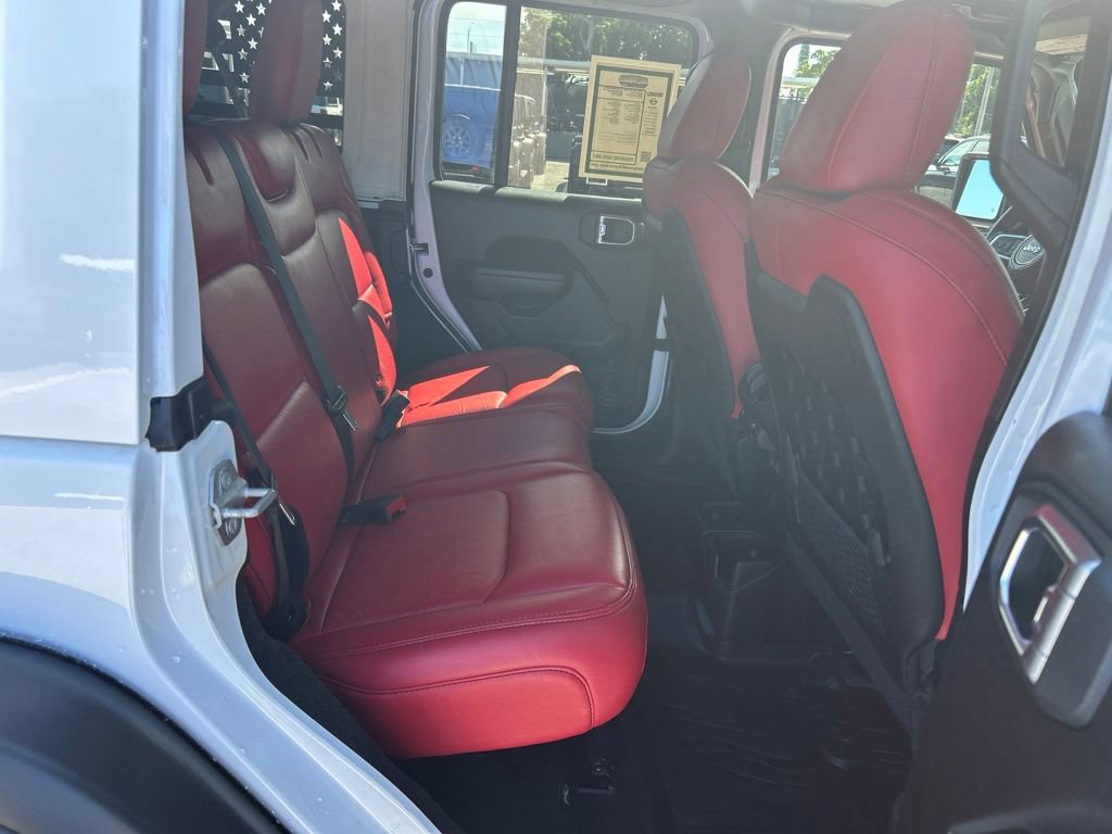 Used 2021 Jeep Wrangler Unlimited Rubicon AWD/4WD image 30