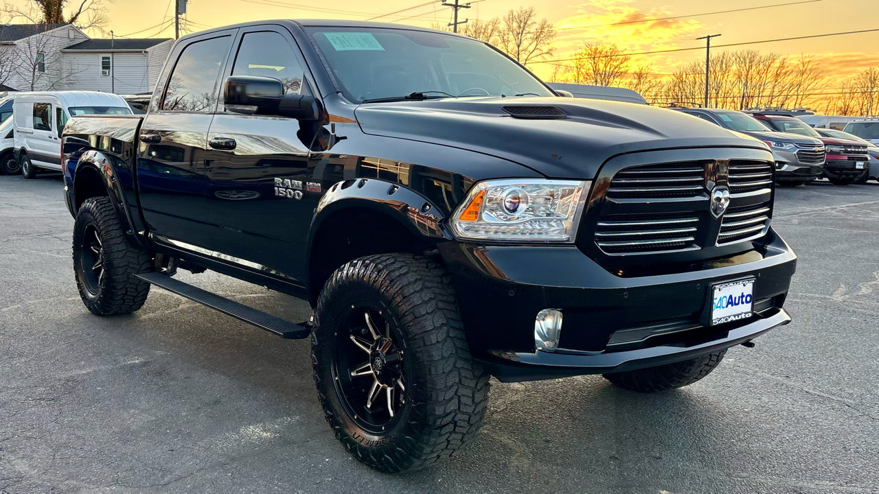 Used 2015 RAM 1500 Sport w/ Convenience Group image 4