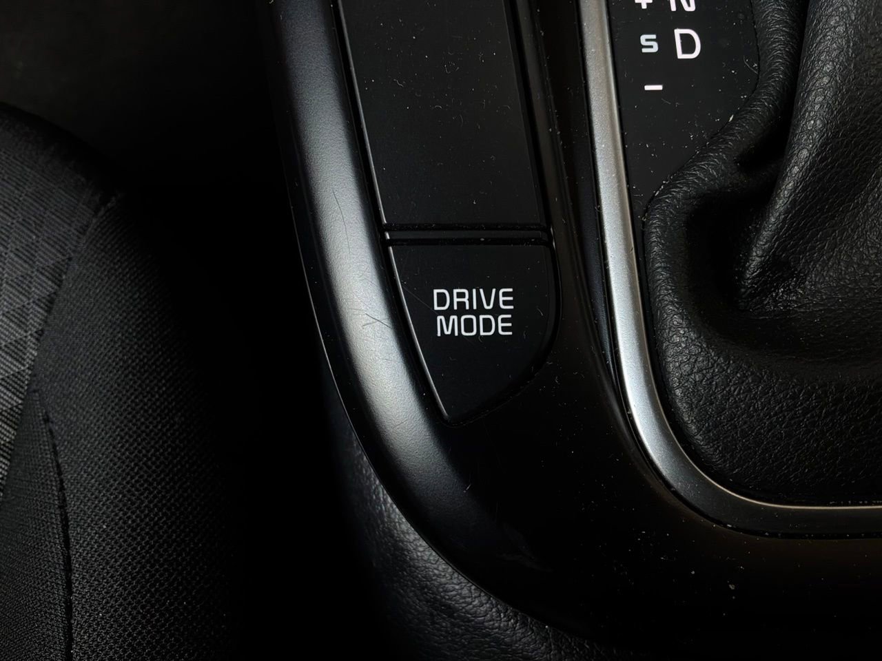 Used 2025 Kia Soul LX w/ LX Technology Package FWD image 21