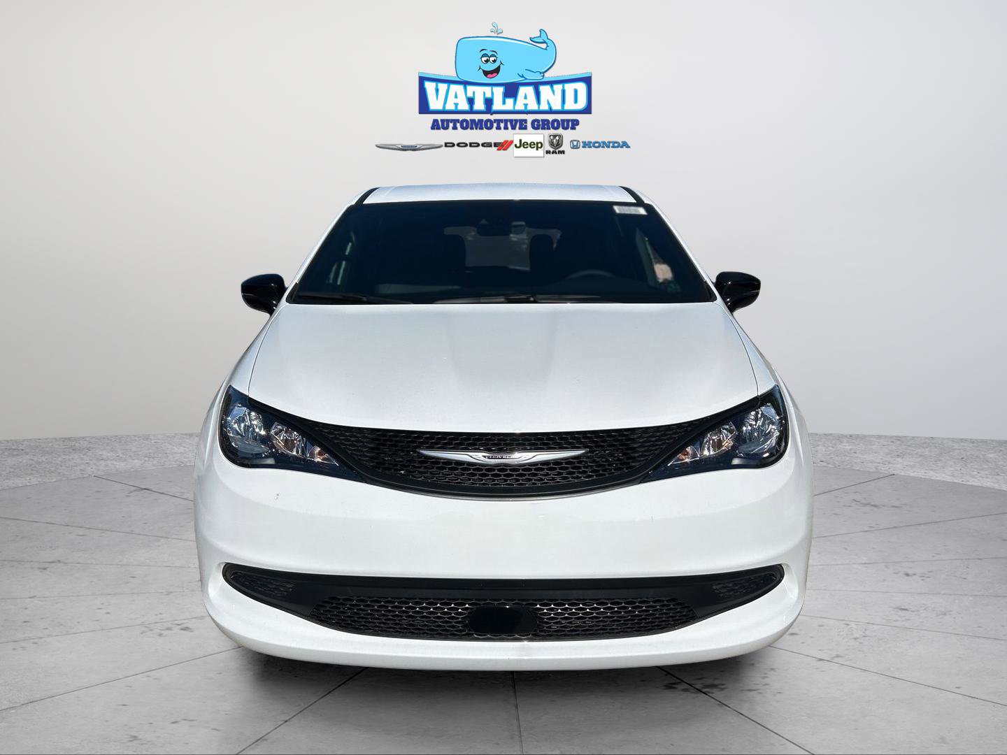 New 2026 Chrysler Voyager LX image 30