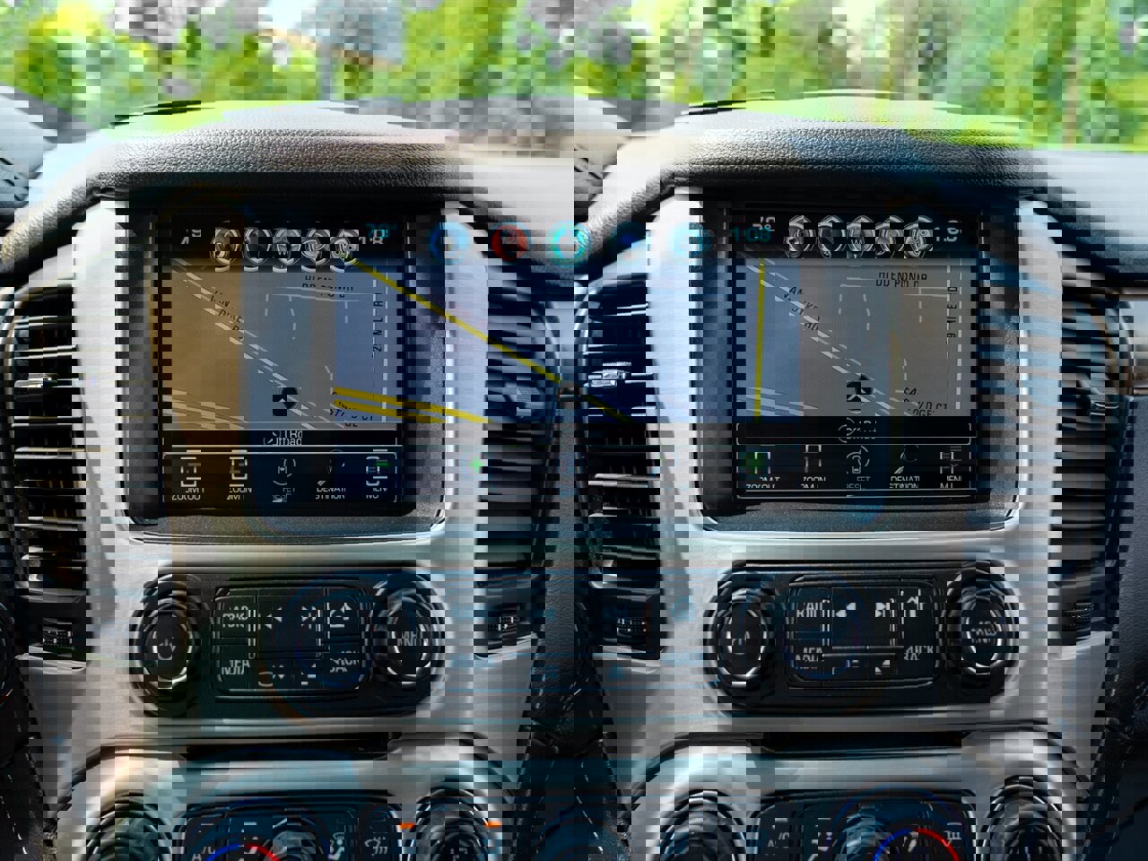 Used 2018 GMC Yukon Denali w/ Denali Ultimate Package image 35