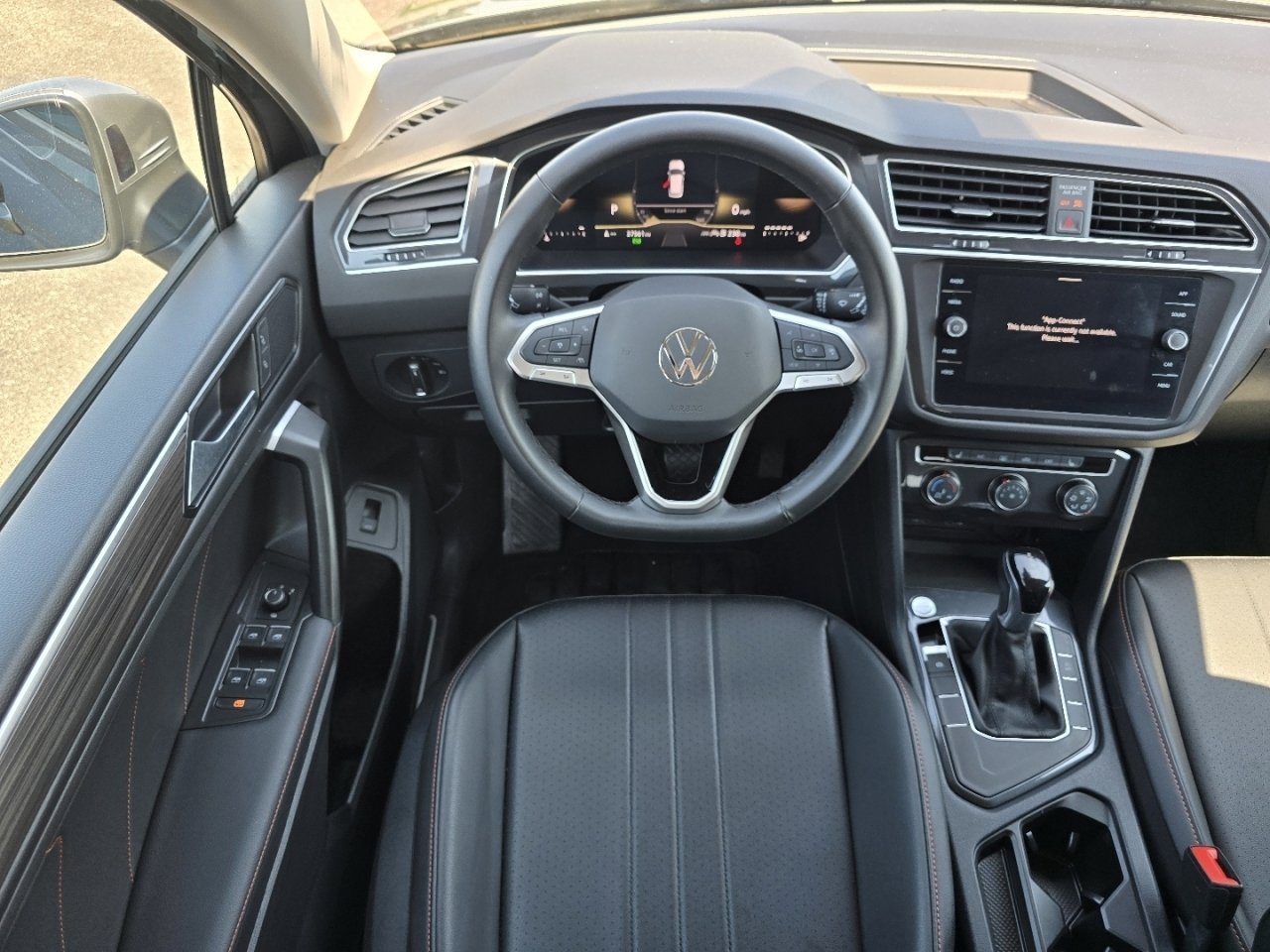 Used 2024 Volkswagen Tiguan Wolfsburg Edition FWD image 21