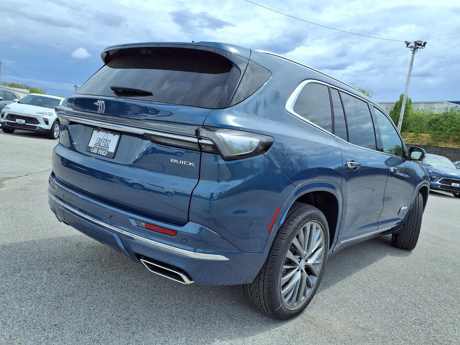 New 2026 Buick Enclave Avenir image 29