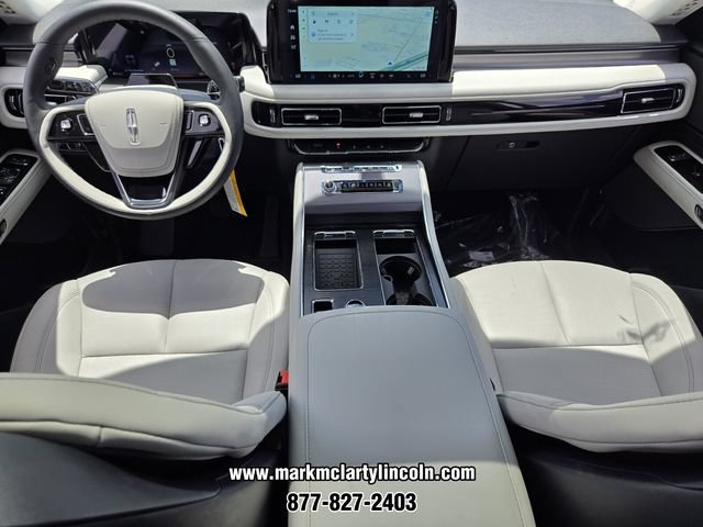 New 2026 Lincoln Aviator AWD image 12