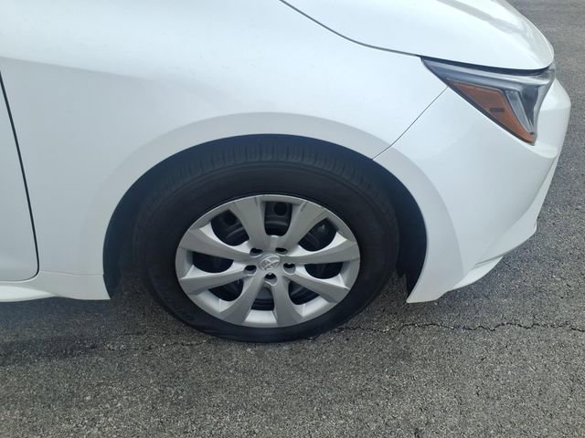 Certified 2023 Toyota Corolla LE FWD image 27