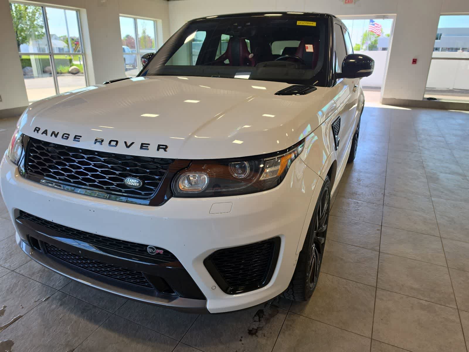 Used 2017 Land Rover Range Rover Sport SVR AWD/4WD image 2