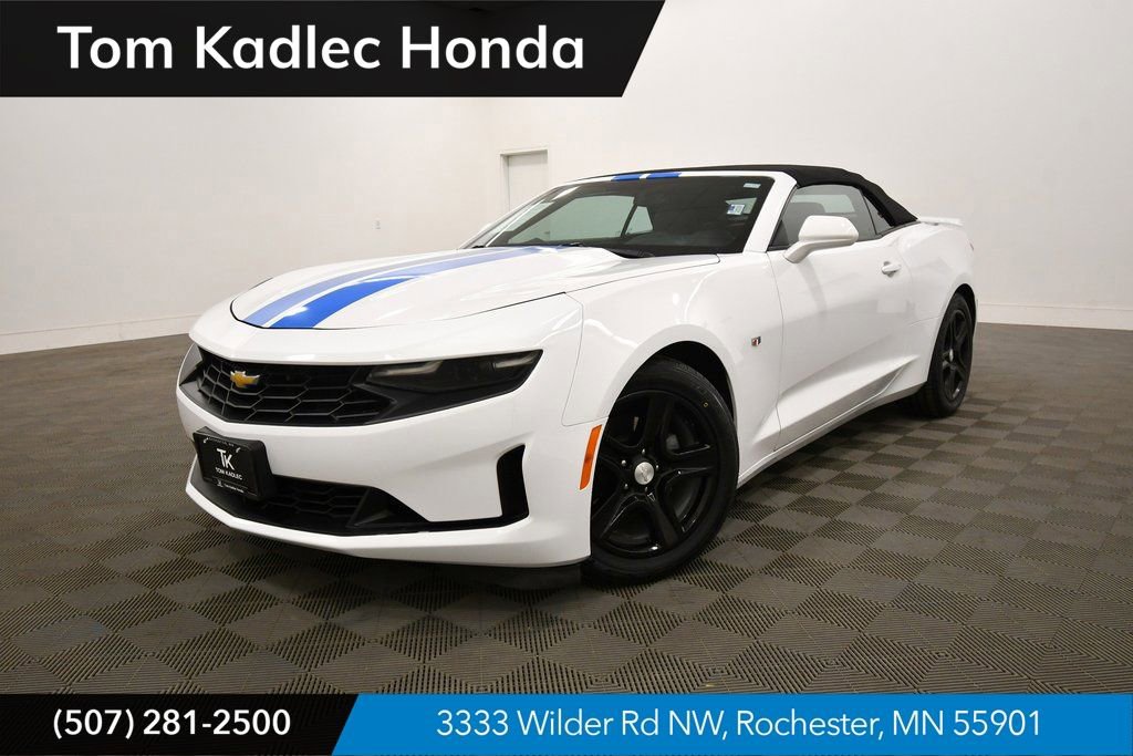 Used 2022 Chevrolet Camaro LT image 1