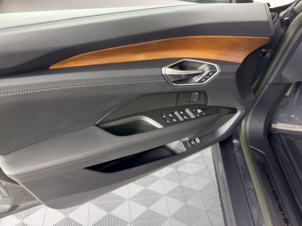 Certified 2023 Audi e-tron GT Premium Plus AWD/4WD image 14