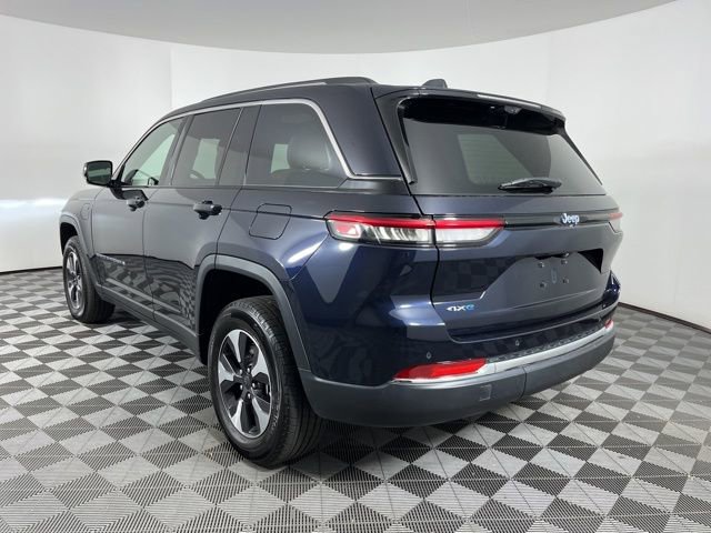 Used 2024 Jeep Grand Cherokee Limited 4xe w/ Luxury Tech Group II image 7