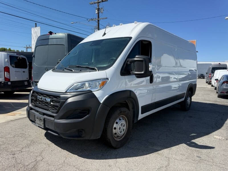 Used 2023 RAM ProMaster 2500 FWD image 3