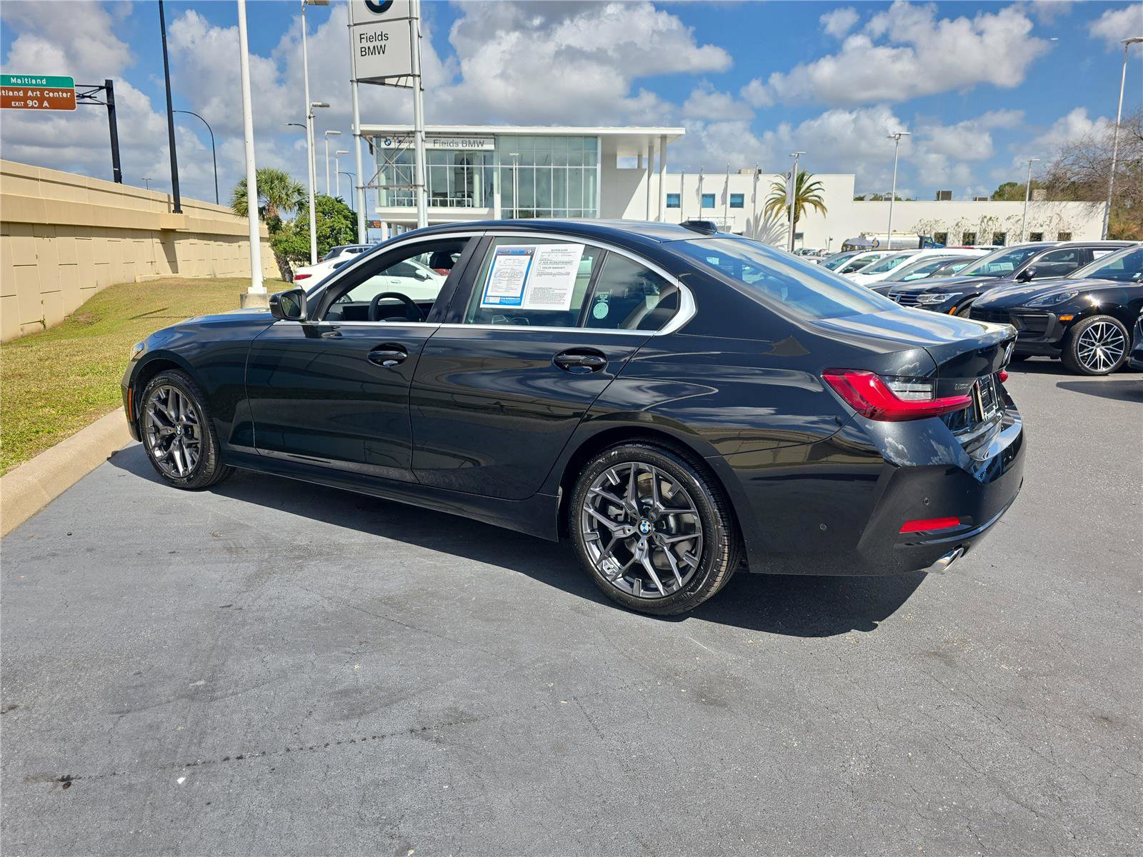 Used 2025 BMW 330i 330i image 4