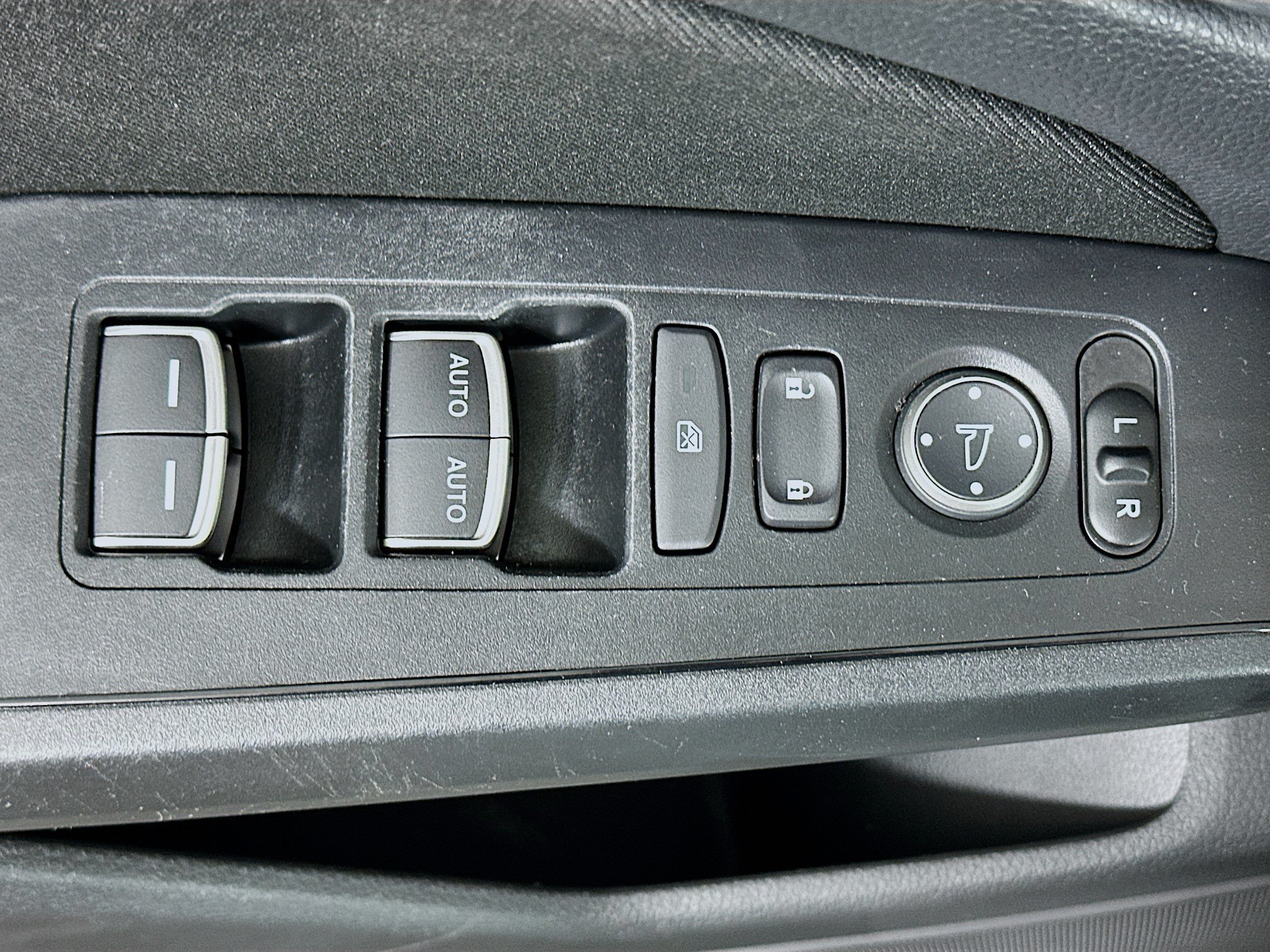 Used 2025 Honda Civic Sport image 15