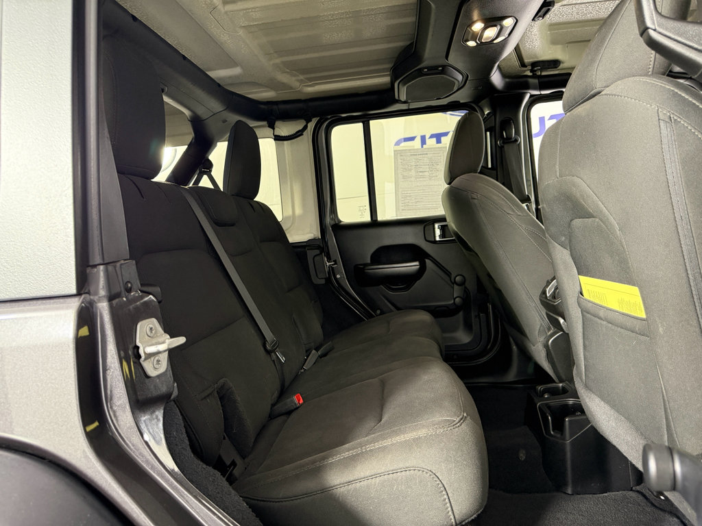 Used 2020 Jeep Wrangler Unlimited Sport image 15