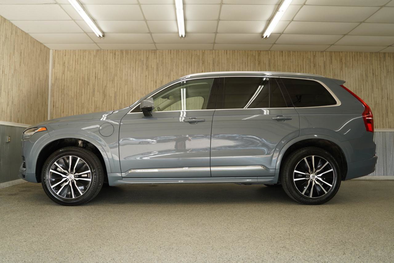 Used 2022 Volvo XC90 T8 Inscription Expression w/ Advanced Package AWD/4WD image 5