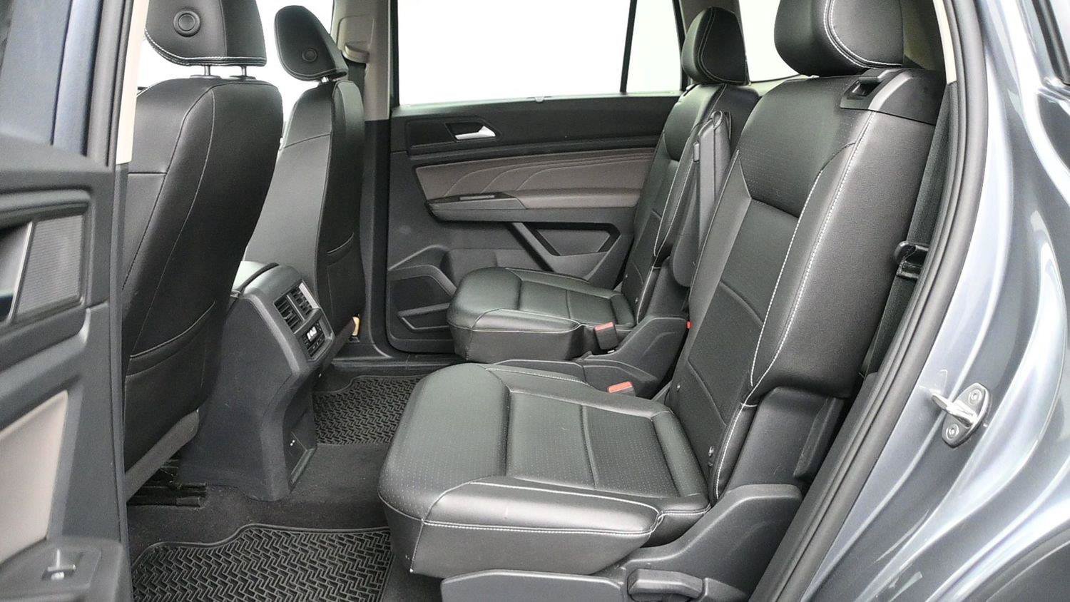 Certified 2023 Volkswagen Atlas SE w/ Panoramic Sunroof Package AWD/4WD image 9