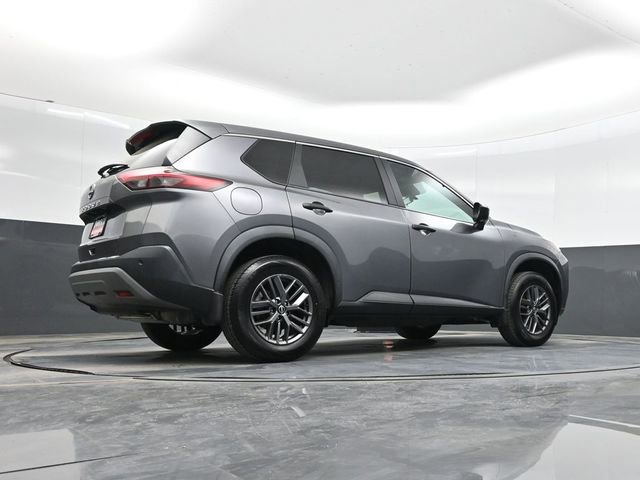 Used 2023 Nissan Rogue S image 35