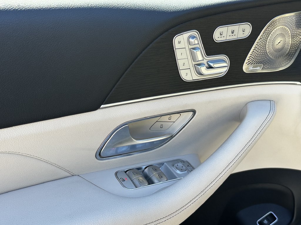 Certified 2025 Mercedes-Benz GLS 450 4MATIC image 12