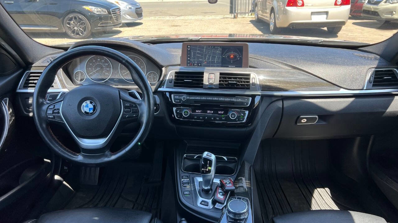 Used 2018 BMW 330e RWD image 10