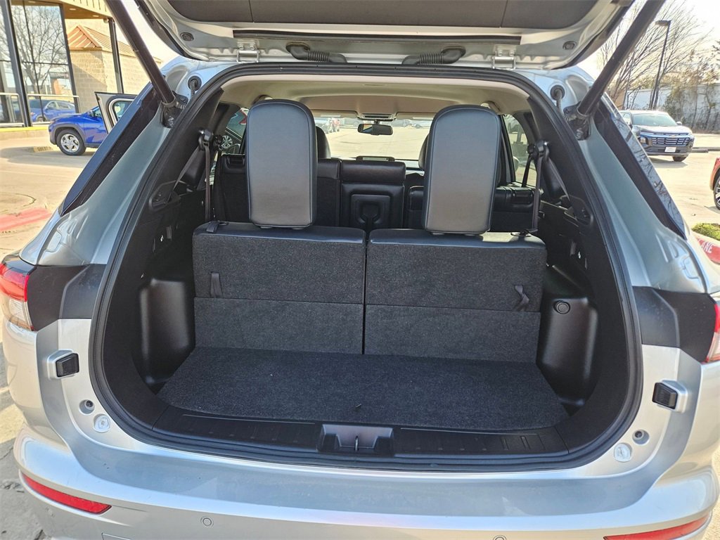 Used 2024 Mitsubishi Outlander SEL image 24