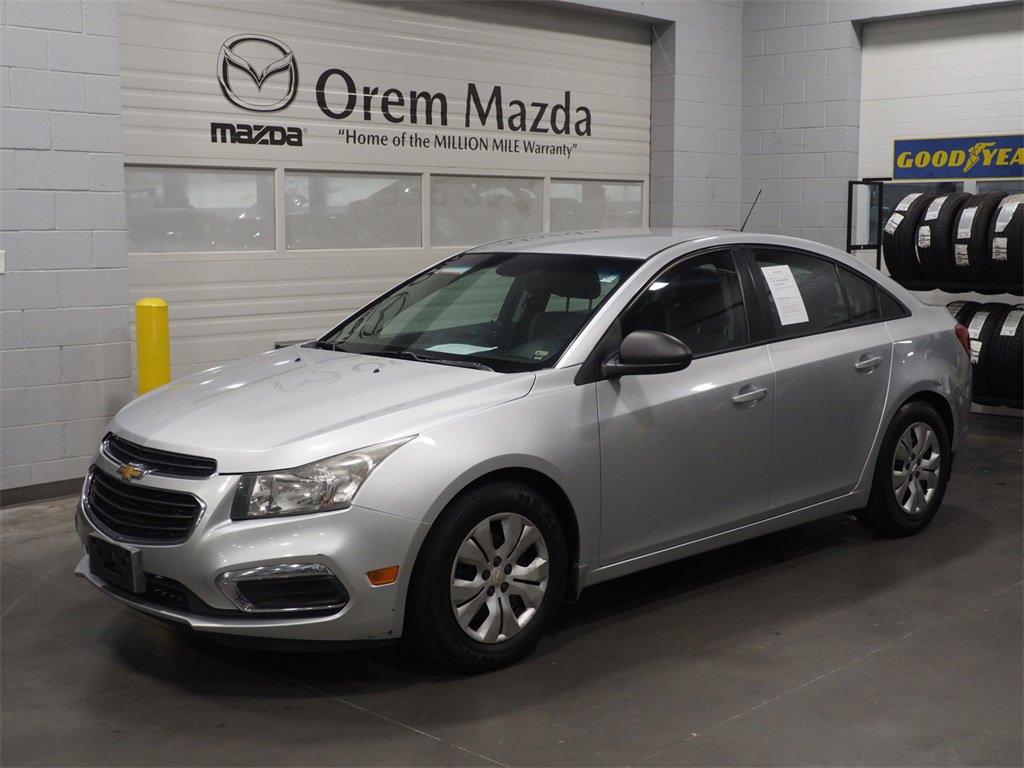 Used 2015 Chevrolet Cruze LS image 1
