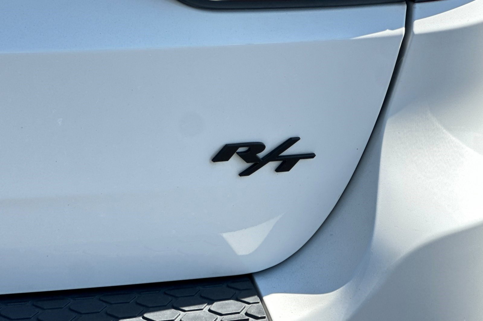 Used 2017 Dodge Durango R/T w/ Technology Group RWD image 23